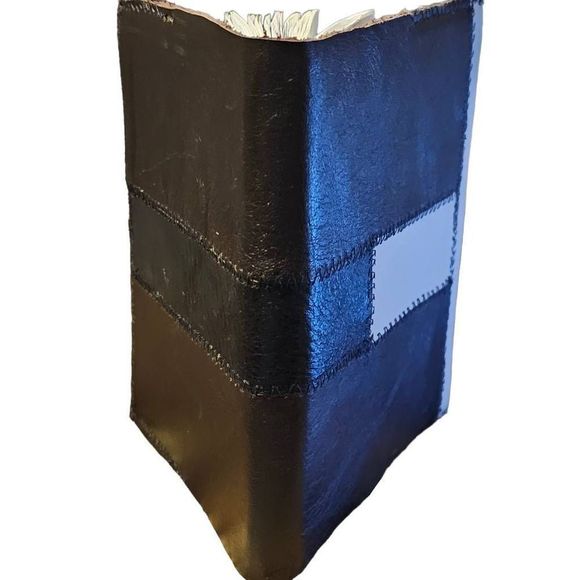 Hand-crafted Hard Back Journal/Notebook Hand Bound Pages - Picture 3 of 9